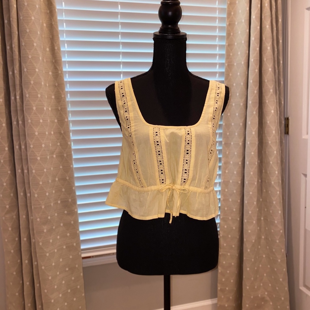 UO daisy yellow flow top